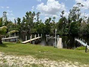 5753  Pink Panther  DR, Fort Myers, FL 33908
