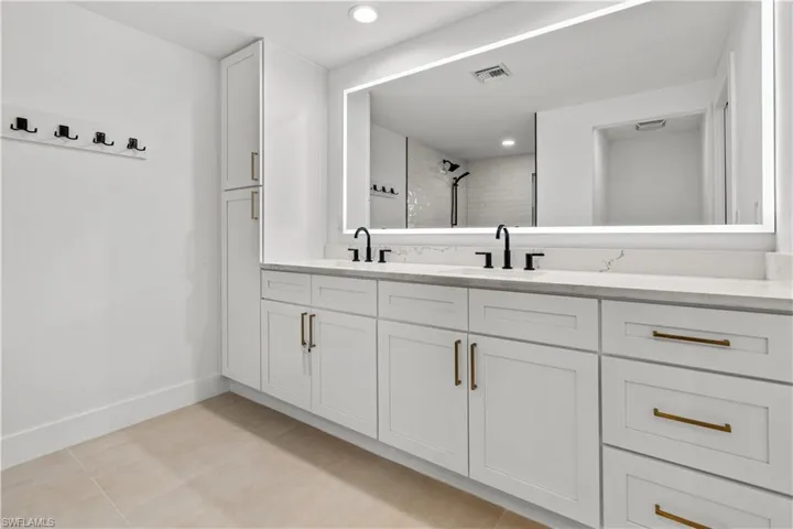 5554  Natoma  DR, Fort Myers, FL 33919