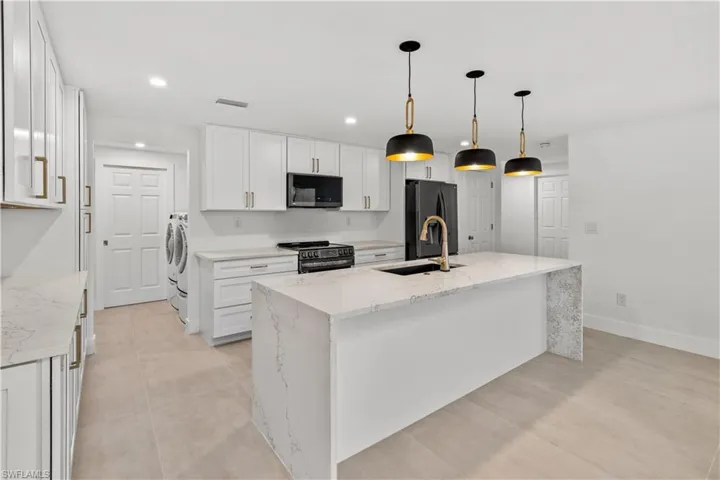 5554  Natoma  DR, Fort Myers, FL 33919
