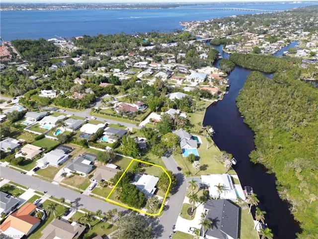 5554  Natoma  DR, Fort Myers, FL 33919