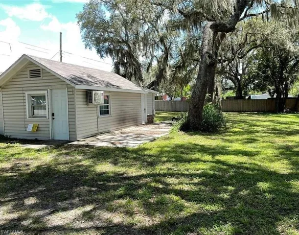 111 Palmetto Ln W, Polk City, Florida 33868