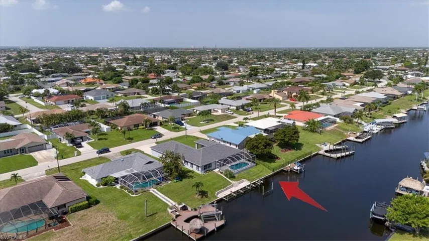 1157 Se 32nd Ter, Cape Coral, Florida 33904