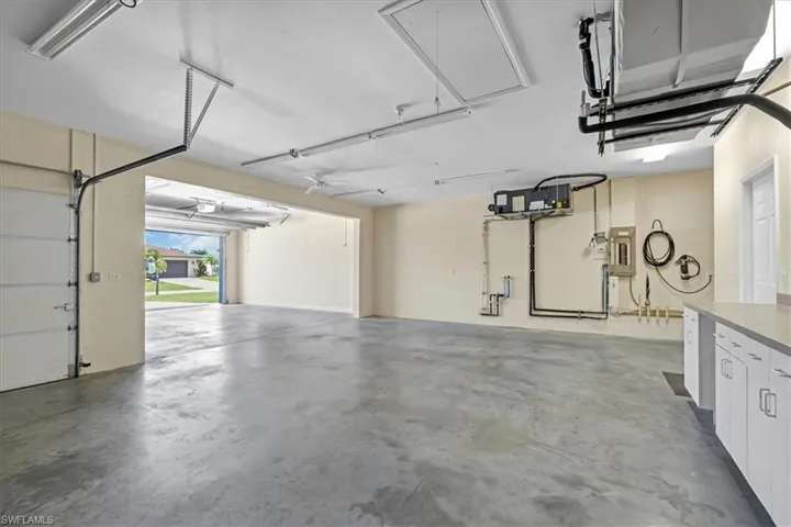 1157 Se 32nd Ter, Cape Coral, Florida 33904