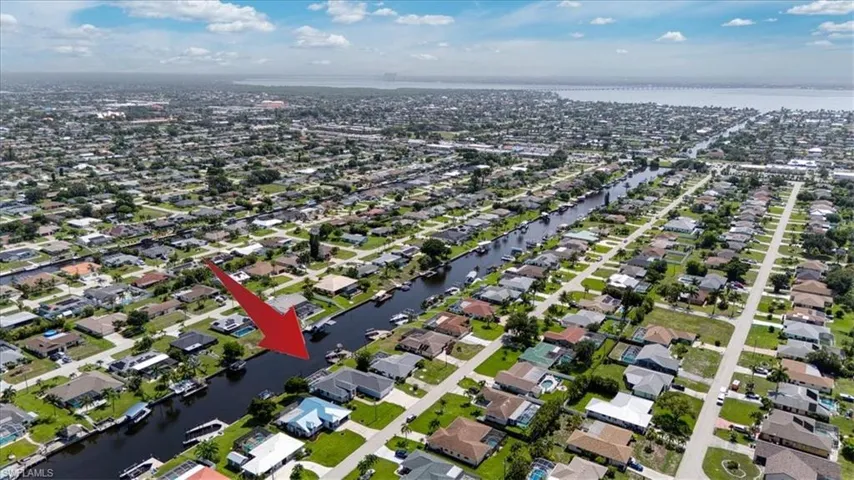 1157 Se 32nd Ter, Cape Coral, Florida 33904