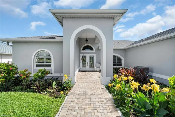 1157 Se 32nd Ter, Cape Coral, Florida 33904