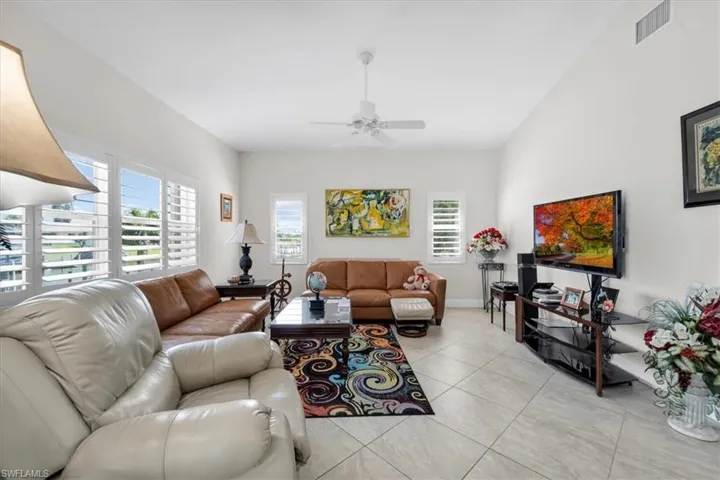 1157 Se 32nd Ter, Cape Coral, Florida 33904