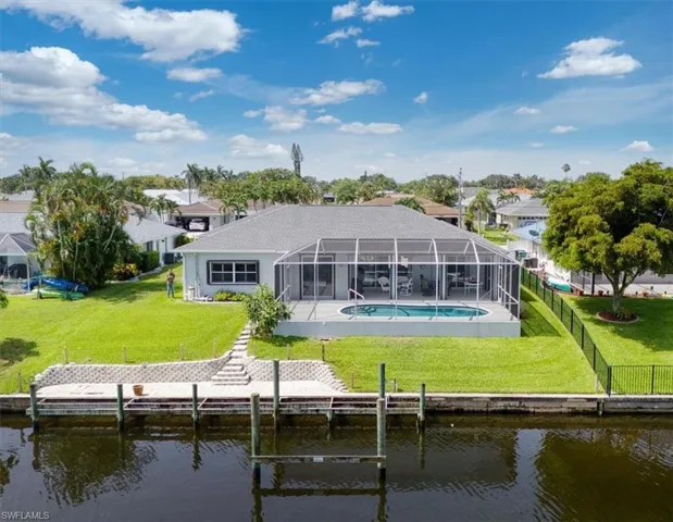 1157 Se 32nd Ter, Cape Coral, Florida 33904