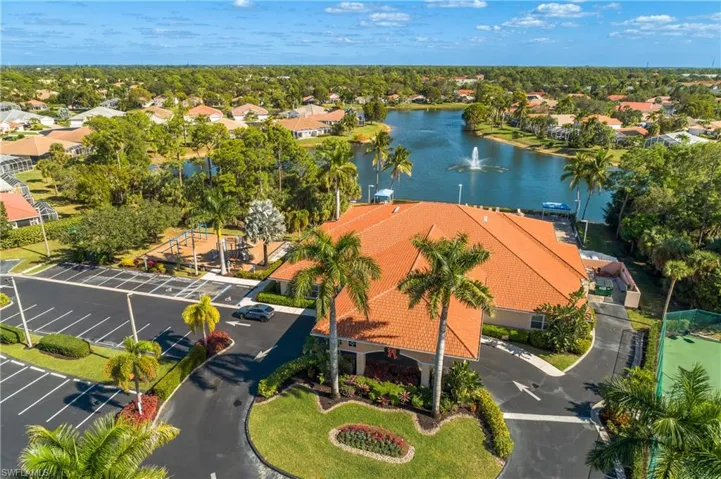 7820  Sandpine  CT, Naples, FL 34104