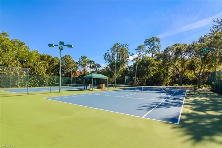 7820  Sandpine  CT, Naples, FL 34104