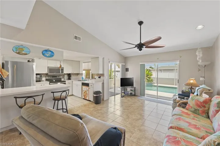 4006 Sw 1st Ave, Cape Coral Fl 33914