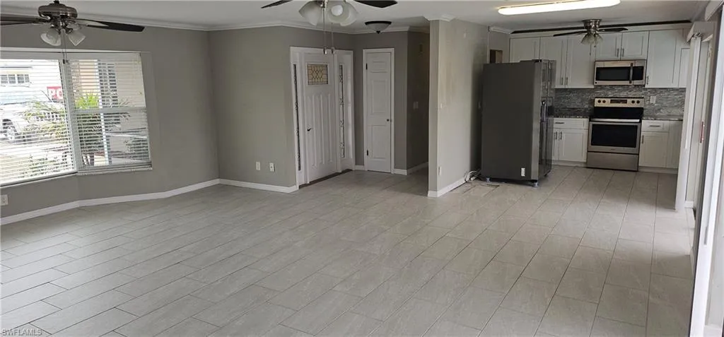 Entry, LR, Kitchen