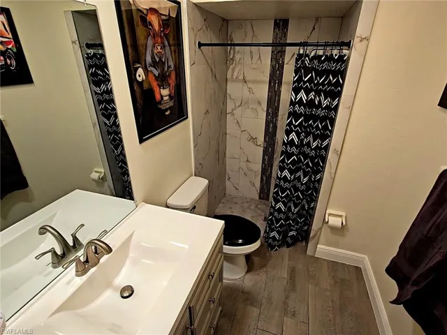 Master Bathroom(Shower only)
