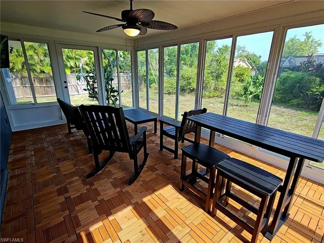 Enclosed lanai