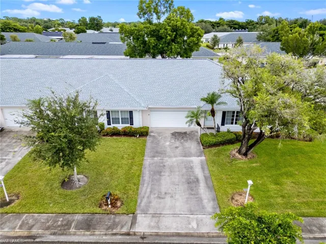 1239  Broadwater  DR, Fort Myers, FL 33919