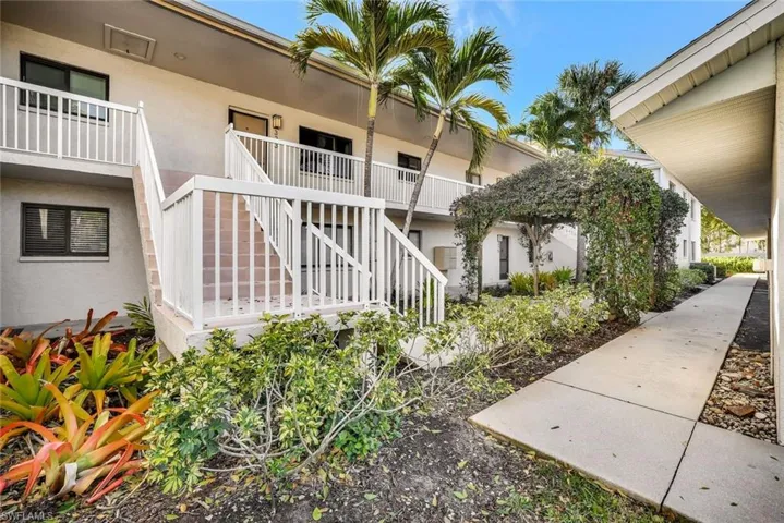 910  Vanderbilt Beach  RD, Naples, FL 34108
