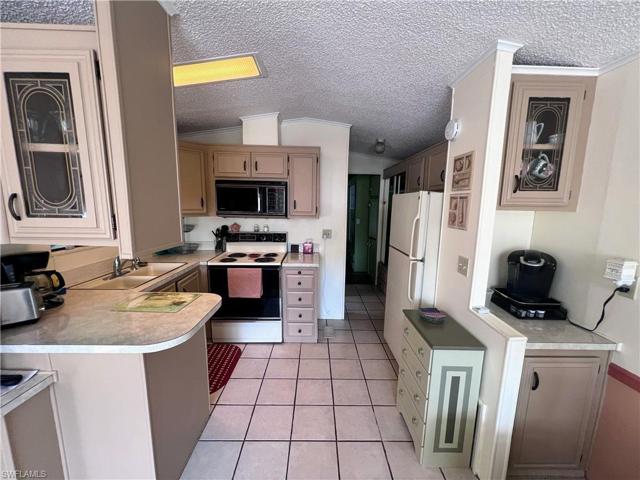 332  Blue Spring  TER, North Fort Myers, FL 33903