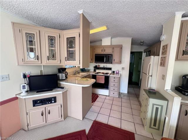 332  Blue Spring  TER, North Fort Myers, FL 33903