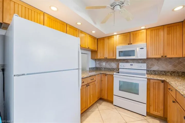 315 Saint Andrews Blvd # C25, Naples, Florida 34113