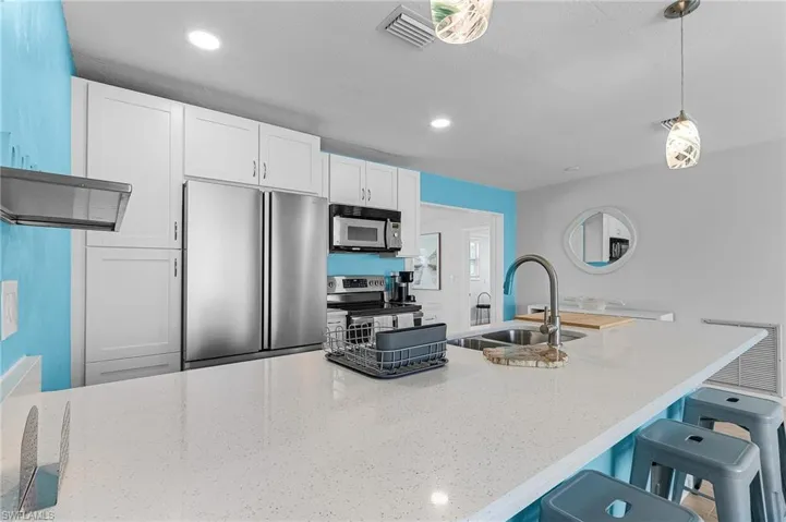 2709 Clyde St, Matlacha, Florida 33993