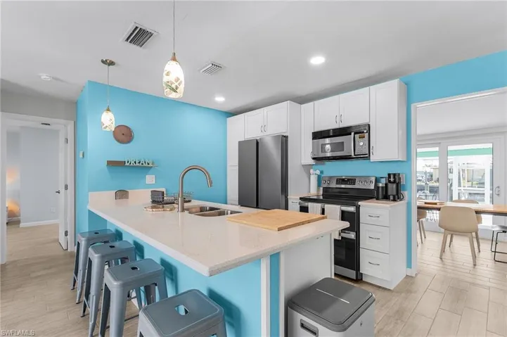 2709 Clyde St, Matlacha, Florida 33993
