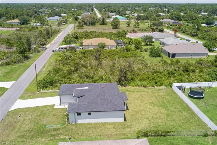 Aerial view of property and surrounding area