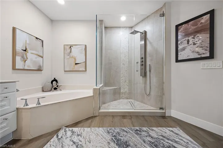 14300 Riva Del Lago Dr 2104, Fort Myers, Florida 33907