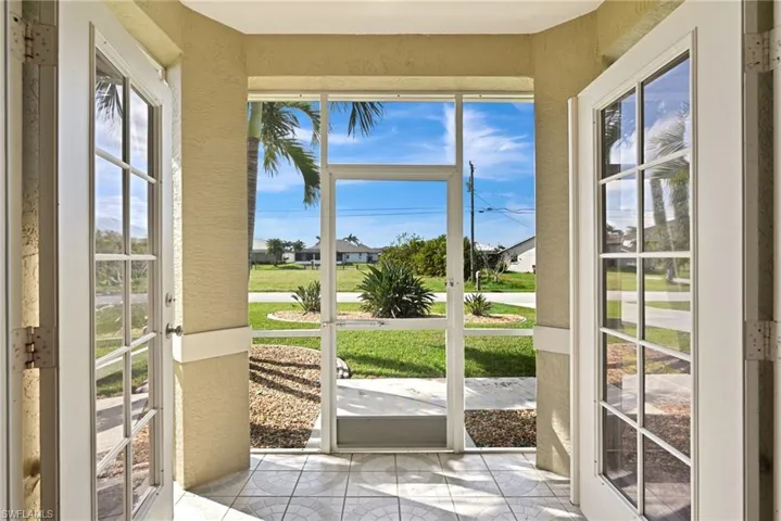 3305 SW 26th  PL, Cape Coral, FL 33914