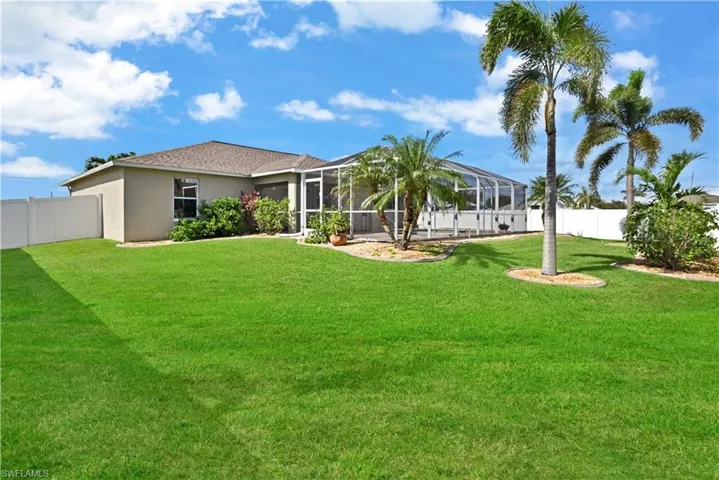 3305 SW 26th  PL, Cape Coral, FL 33914