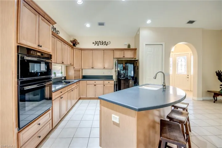 7533 Key Deer Ct, Fort Myers, Florida 33966