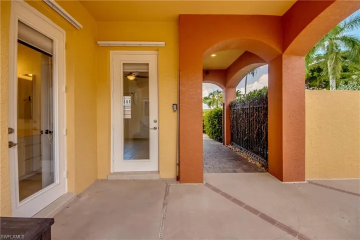 7533 Key Deer Ct, Fort Myers, Florida 33966