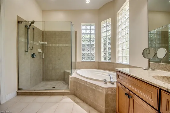 7533 Key Deer Ct, Fort Myers, Florida 33966
