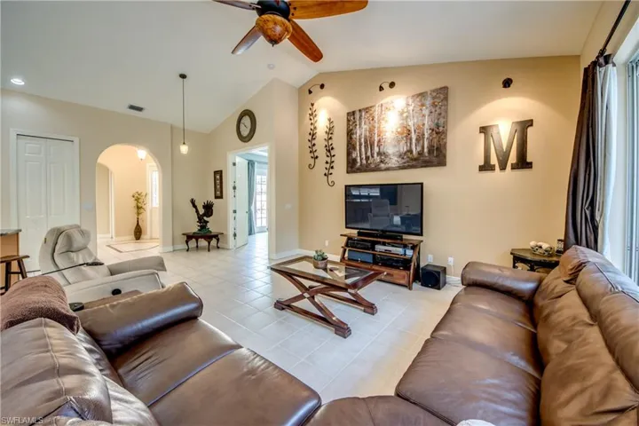 7533 Key Deer Ct, Fort Myers, Florida 33966