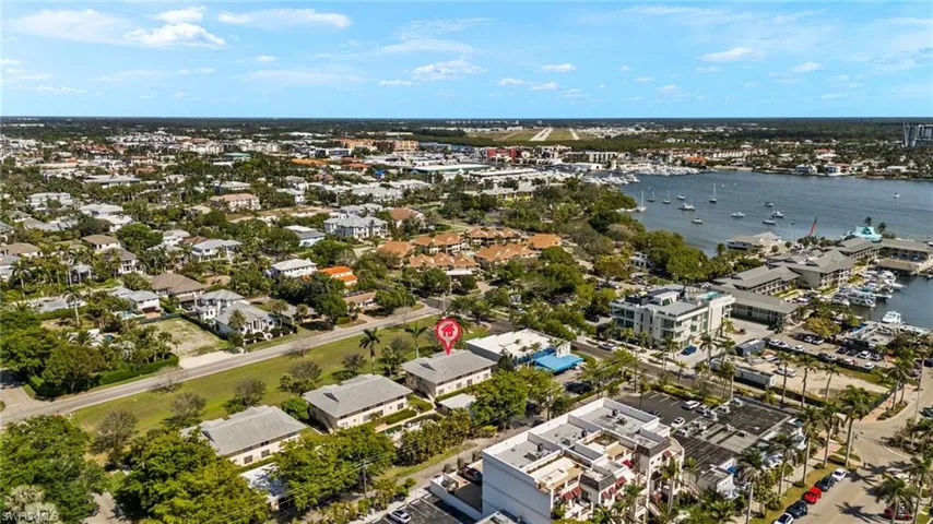 744 Broad Ave S 744, Naples, Florida 34102