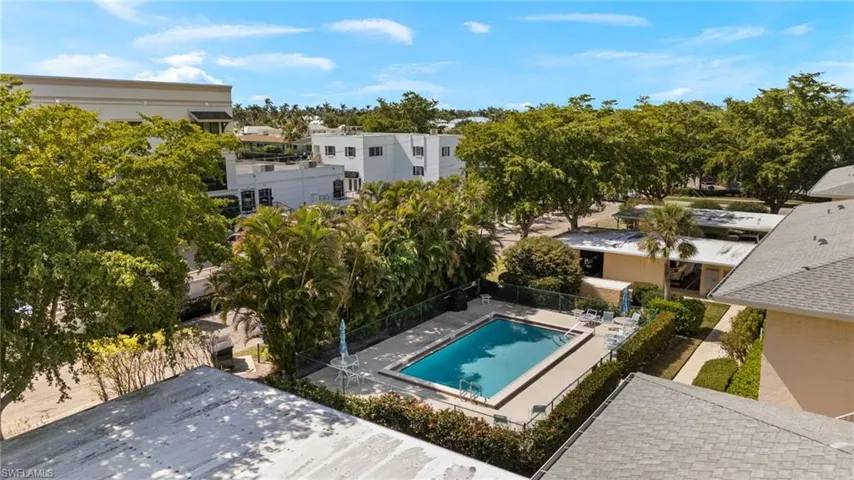 744 Broad Ave S 744, Naples, Florida 34102