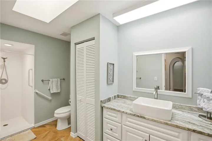 Full Guest Bath
