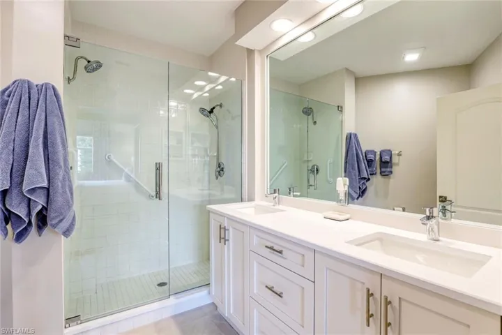 8385  Excalibur  CIR, Naples, FL 34108