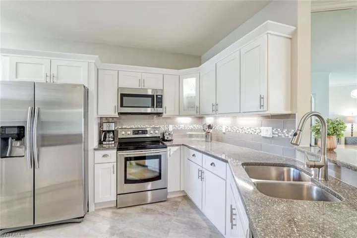8385  Excalibur  CIR, Naples, FL 34108