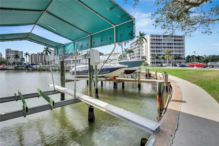 1 Bluebill Ave # 405, Naples, Florida 34108