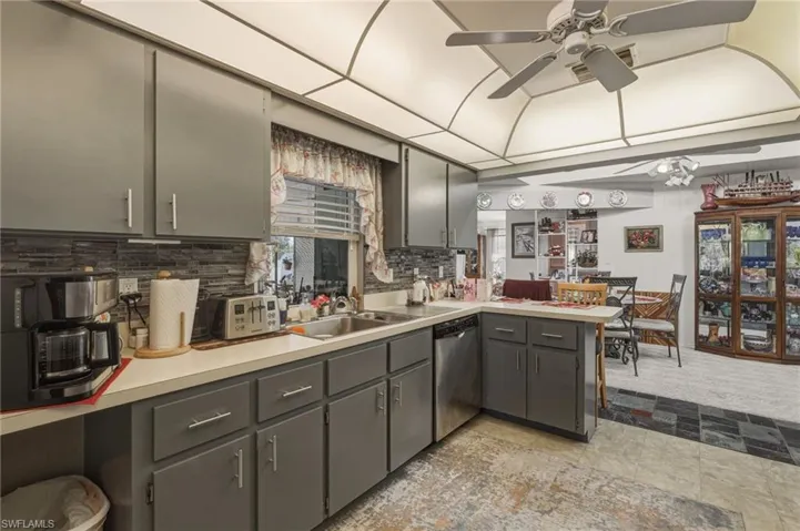 643 Blue Ln Nw, Port Charlotte, Florida 33952