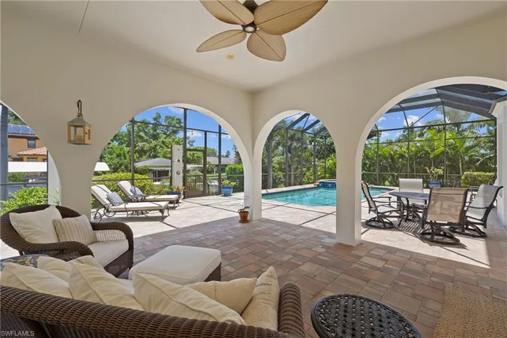 Screened Atrium Pool Lanai