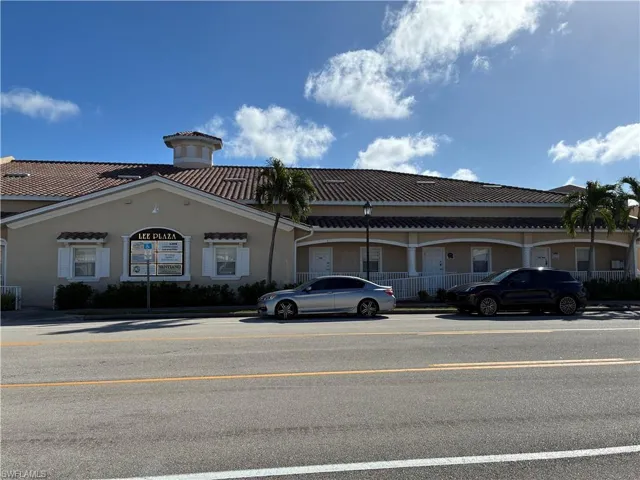 4519 Se 16th Pl 10, Cape Coral, Florida 33904