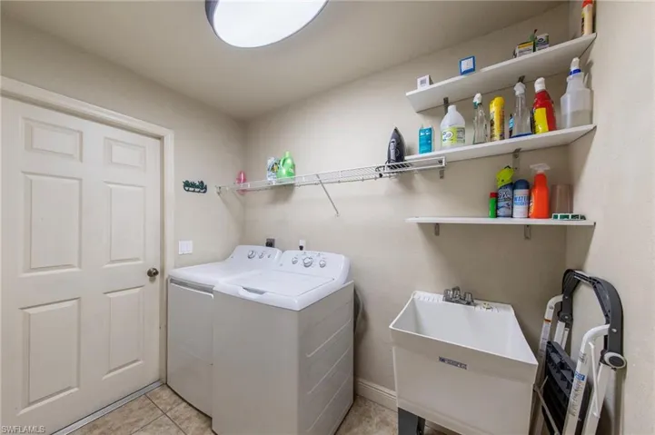 2319 Coral Point Dr, Cape Coral, Florida 33990