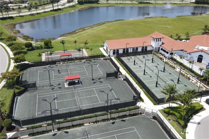 12047 Hawthorn Lake Dr 102, Fort Myers, Florida 33913