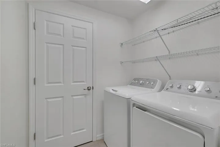 12047 Hawthorn Lake Dr 102, Fort Myers, Florida 33913