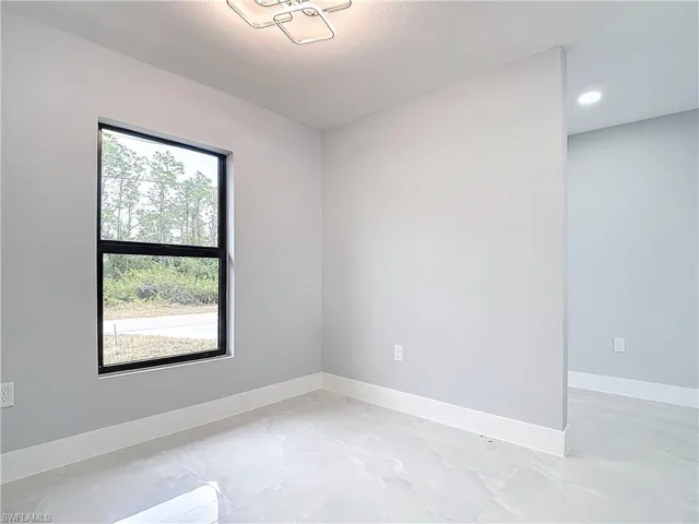 2607 8th St Sw, Lehigh Acres, Florida 33976