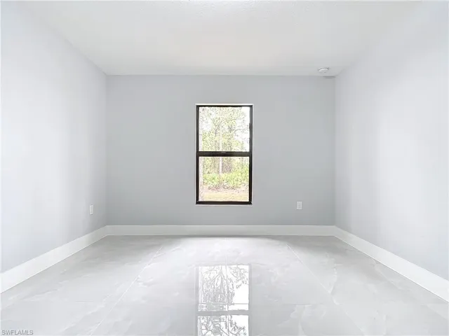 2607 8th St Sw, Lehigh Acres, Florida 33976