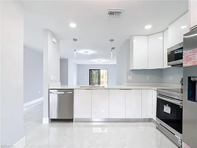 2607 8th St Sw, Lehigh Acres, Florida 33976