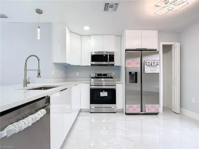 2607 8th St Sw, Lehigh Acres, Florida 33976