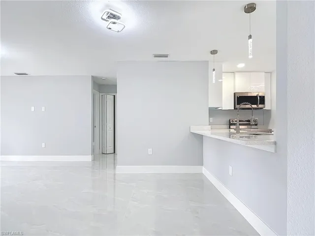 2607 8th St Sw, Lehigh Acres, Florida 33976