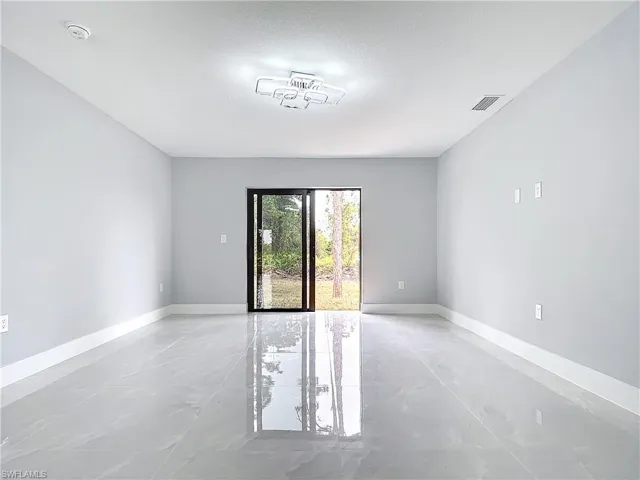 2607 8th St Sw, Lehigh Acres, Florida 33976